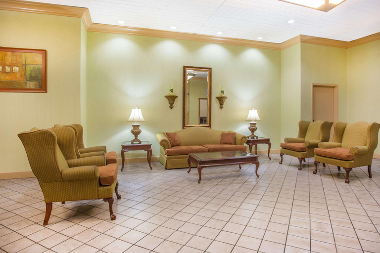 Public Area 2, Ramada by Wyndham Wytheville, Wythe