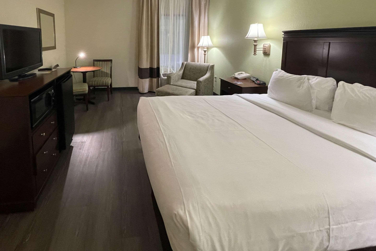Bedroom 3, Comfort Inn Pinehurst - Southern Pines, Moore