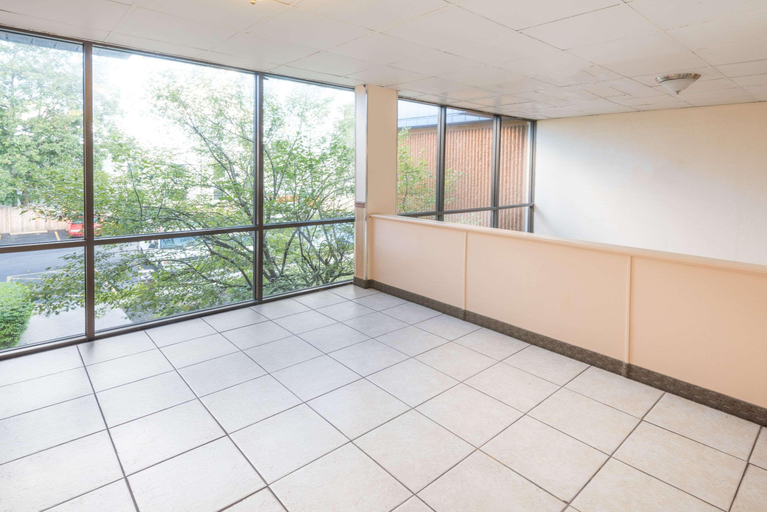 Public Area 2, Super 8 by Wyndham Columbus, Franklin