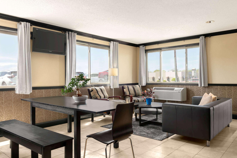Public Area 2, Super 8 by Wyndham Hanover, York