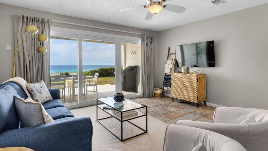 Others 5, 2BR Beachfront Townhome w/ Beach Service + Free Attraction Tickets!, Walton