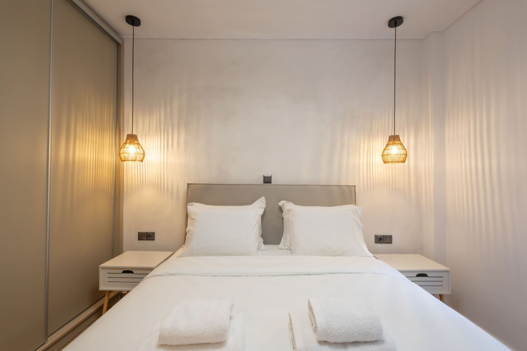 Room 5, The Secret Garden Stay, Attica