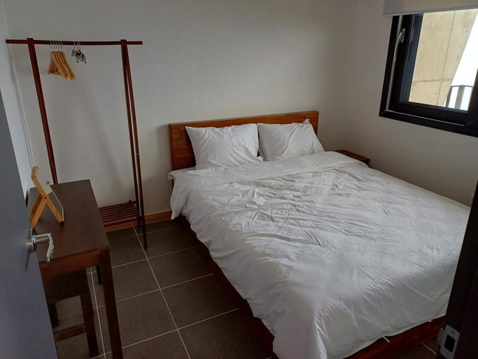 Bedroom 2, Road96 Caravan and Poolvilla, Yeonggwang