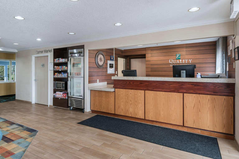 Public Area 2, Quality Inn & Suites Bozeman, Gallatin