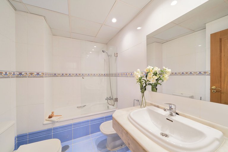 Bathroom 4, Solaga - Parque Litoral, Málaga