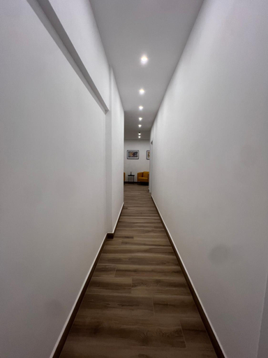 Others 5, Suite 98, Rome
