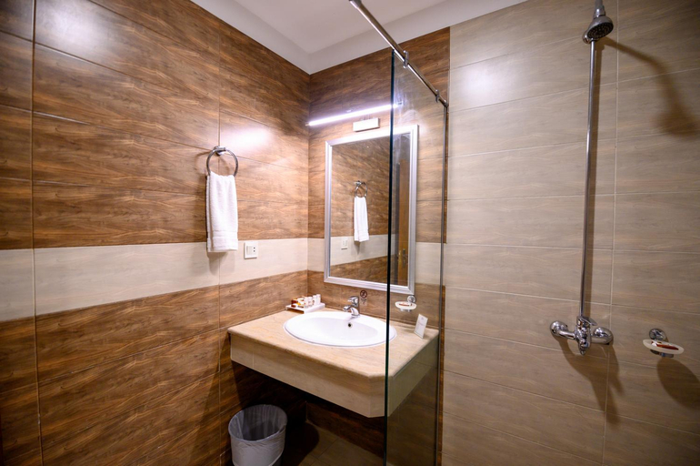 Bathroom 3, Hotel One Sargodha, Sargodha