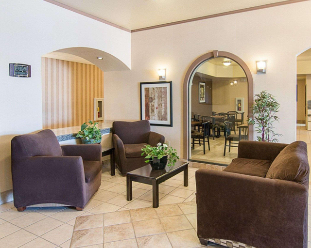 Public Area 2, Comfort Inn I-20 Midland Stanton, Martin