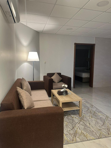 Others 4, الساعه 60 للشقق المخدومه, Dammam