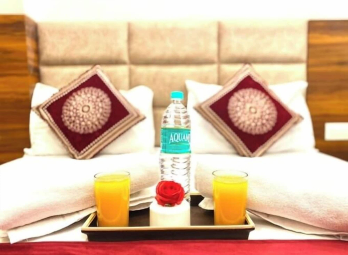 Others 4, hotel the rest u, Amritsar
