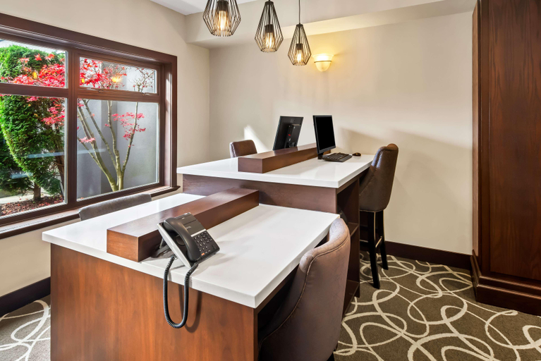 Bedroom 3, Best Western Plus Pitt Meadows Inn & Suites, Greater Vancouver