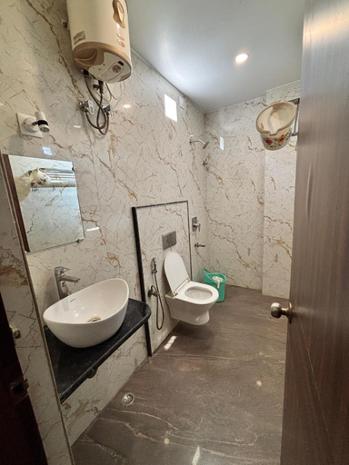 Bathroom 2, hotel sagnik, Murshidabad