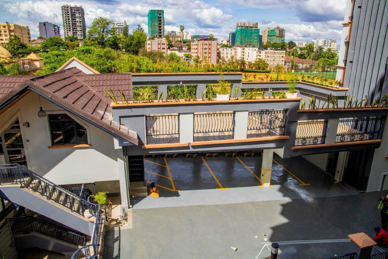 Exterior & Views, AZANIAHOMES, Westlands