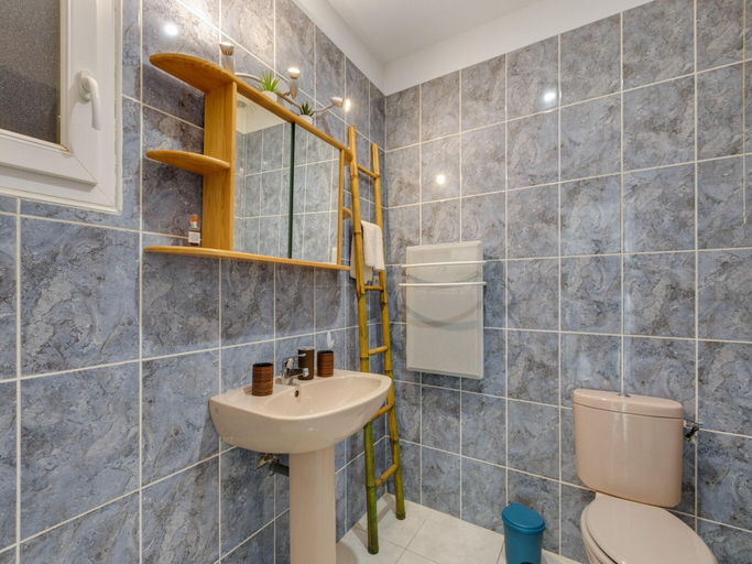 Bathroom 3, Villa Escape Near Etang de Thau, Hérault