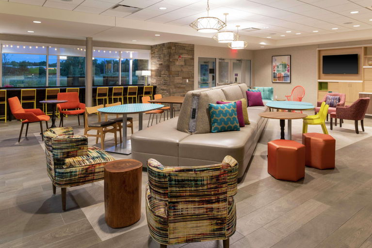 Public Area 2, Home2 Suites by Hilton Appleton, Outagamie