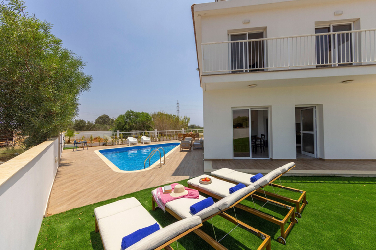 Room 1, Ayia Napa Bay View Villa 6