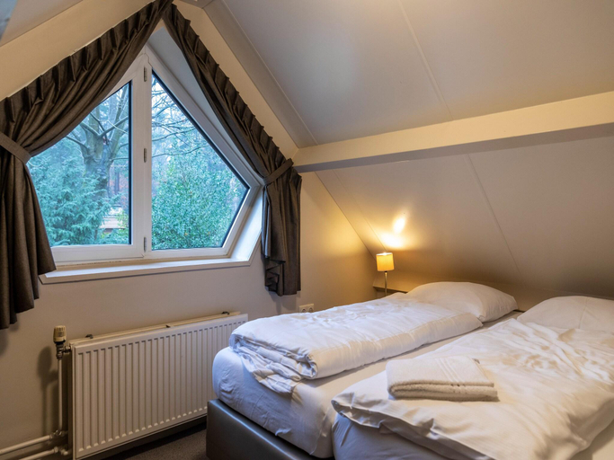 Others 3, Guest Holiday Home in Mook, Mook en Middelaar