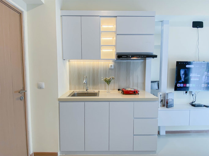 Others 3, Minimalist Tidy 2BR at Meikarta Apartment By Travelio, Cikarang