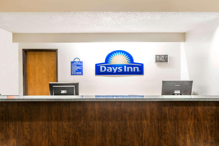 Public Area 2, Days Inn by Wyndham Carbondale, Garfield