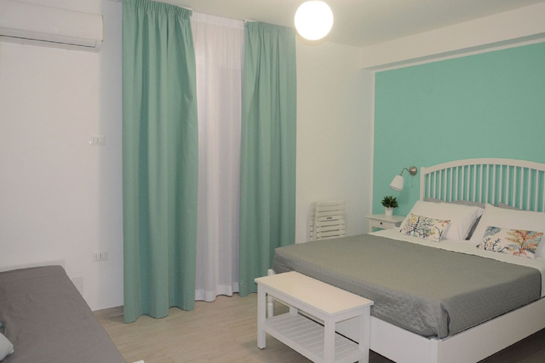 Bedroom 3, I colori del mare, Trapani