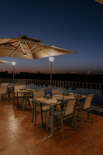 Food & Drinks 5, Floating deck resort, Kachchh