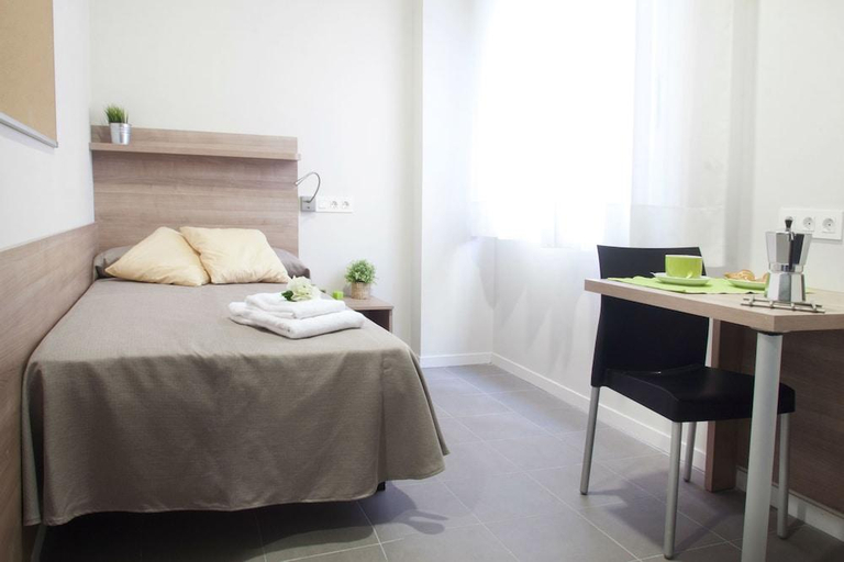 Bedroom 3, Colegio Mayor La Concepcion, Valencia