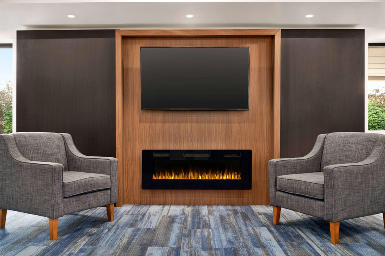 Public Area 2, La Quinta Inn by Wyndham Columbus Dublin, Franklin