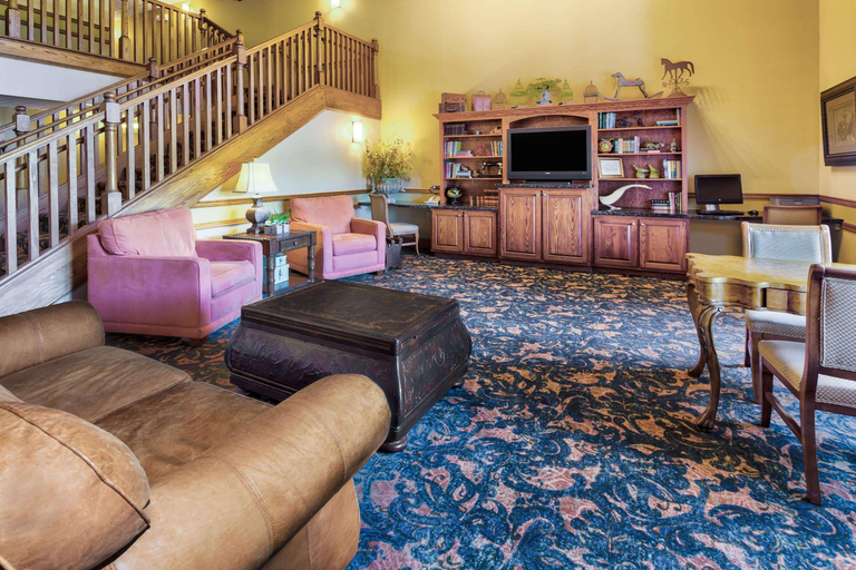 Public Area 2, AmericInn by Wyndham Vidalia, Toombs