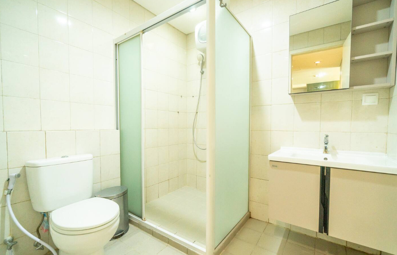 Bathroom, Spacious 2BR Near Mall | Thamrin, SCBD, Central Jakarta