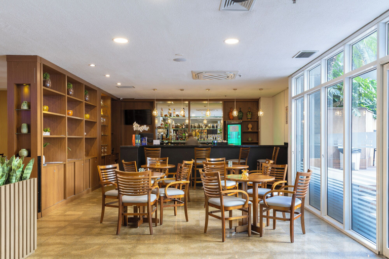 Food & Drinks 5, Próximo a Paulista com piscina, São Paulo