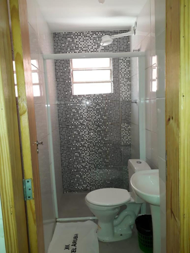 Bathroom 5, Hotel Aruba, Curitiba