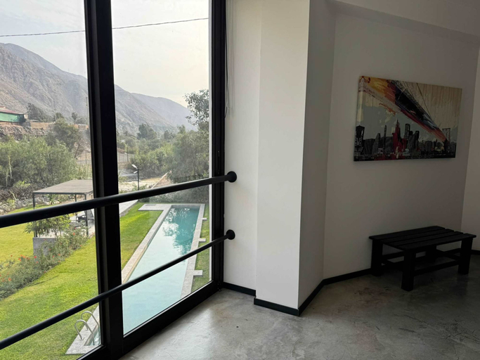 Room 5, w Elegant 7BR Home w Pool in Santa Eualia, Huarochiri