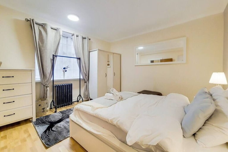Bedroom 3, Quebec Residence, London