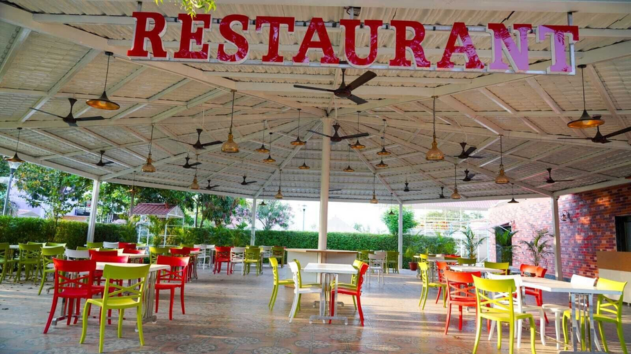 Food & Drinks, Joy Villa & Resort, Sirohi