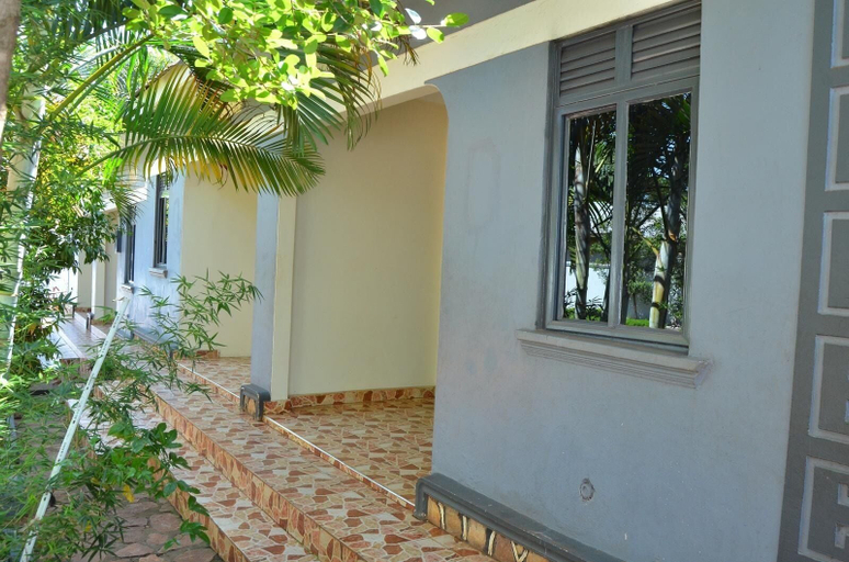 Exterior & Views 2, Kamfart Safari Lodge, Buikwe