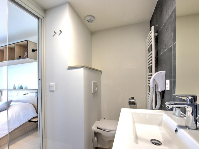 Bathroom 5, Excellent apartment on the Cote dAzur, Alpes-Maritimes
