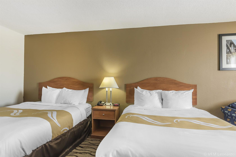 Bedroom 3, Quality Inn Charleston - Sikeston, Mississippi