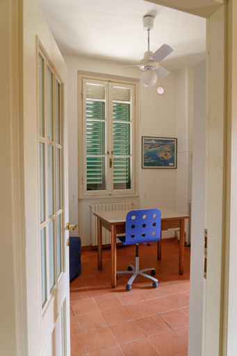 Others 5, Spacious and pleasant 2-BR apt, Florence
