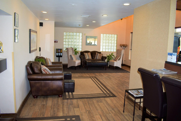 Public Area 3, Quality Inn & Suites Summit County, Summit