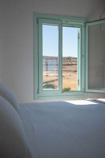 Bedroom 3, Kimolos Vibes Suites, South Aegean