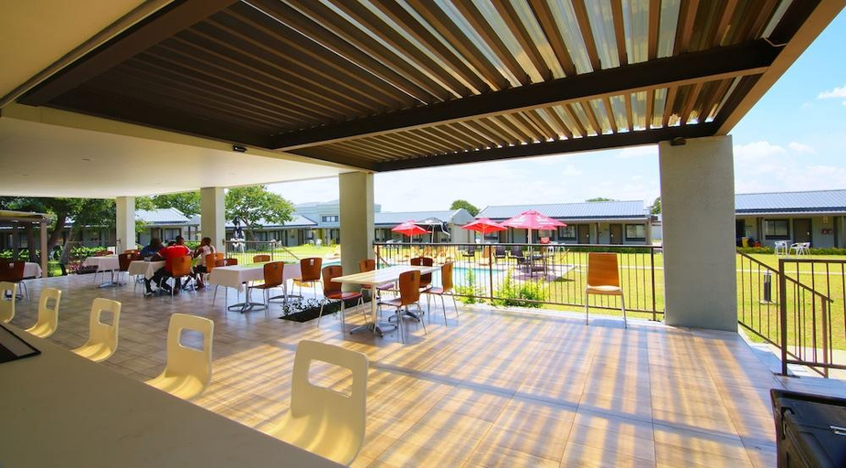 Food & Drinks 5, Travelodge Kasane, Chobe