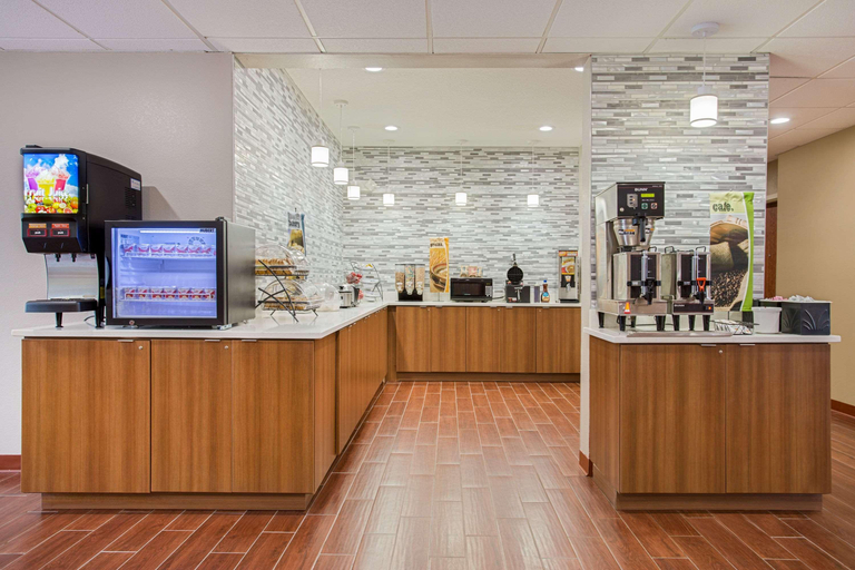 Public Area 2, Microtel Inn & Suites by Wyndham Walterboro, Colleton