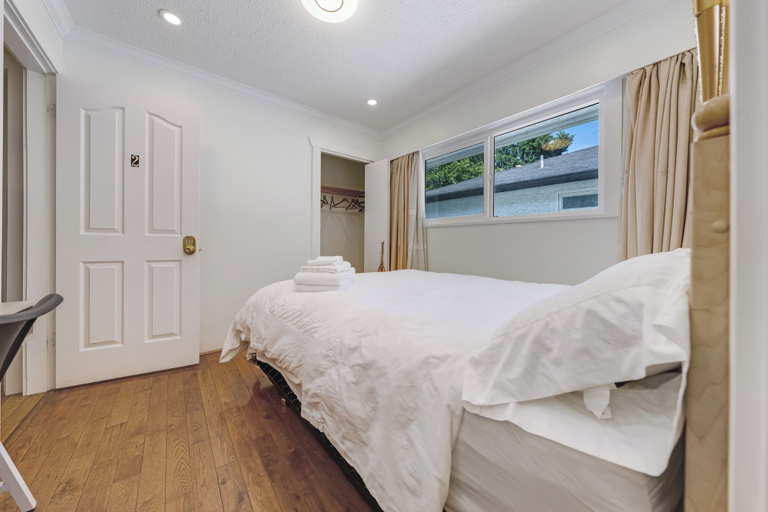 Bedroom 3, Quite House near Vancouver Airport, Greater Vancouver