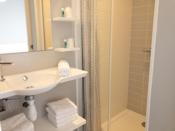 Bathroom 3, La Villa Saint Jean, Vendée
