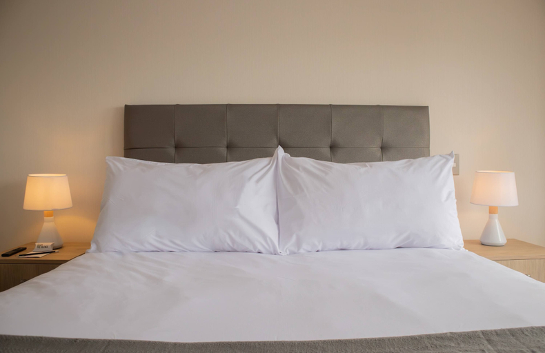 Room 5, w Awesome 2BR Apartment in Miraflores, Lima