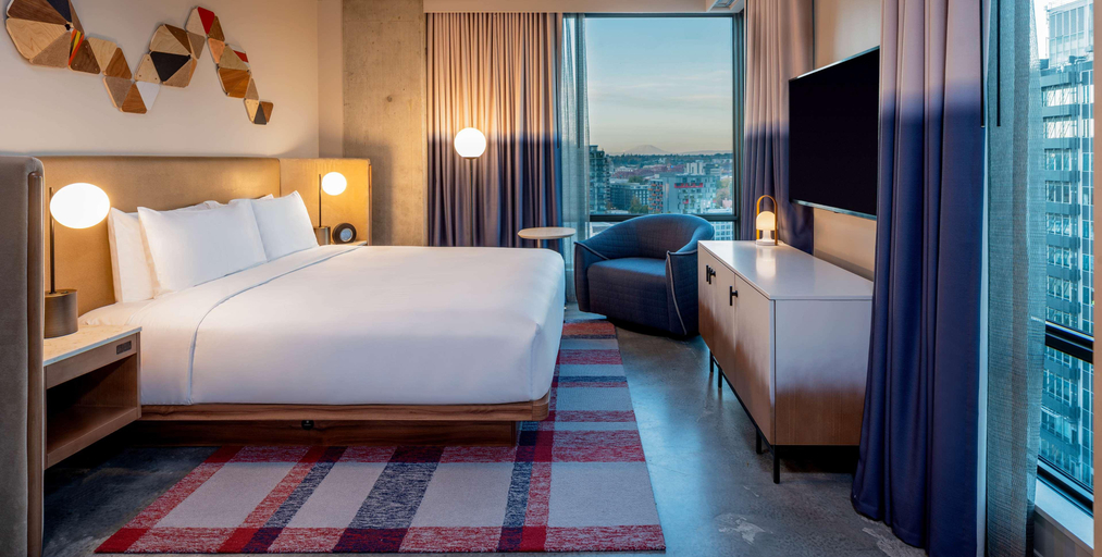 Bedroom 2, Hyatt Centric Downtown Portland, Multnomah