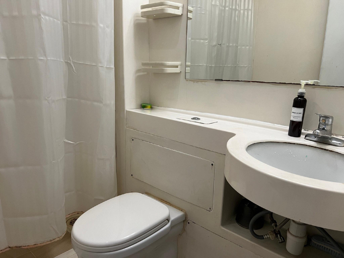 Bathroom 3, Malate Korean Town City View Apartment, Manila City