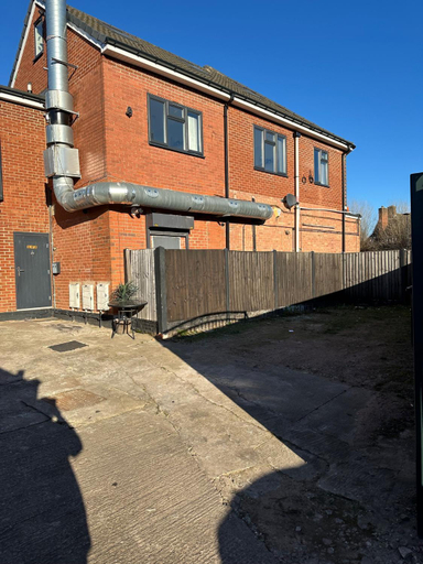 Others 3, Cosy 2 bedroom apartment in Birmingham, Birmingham