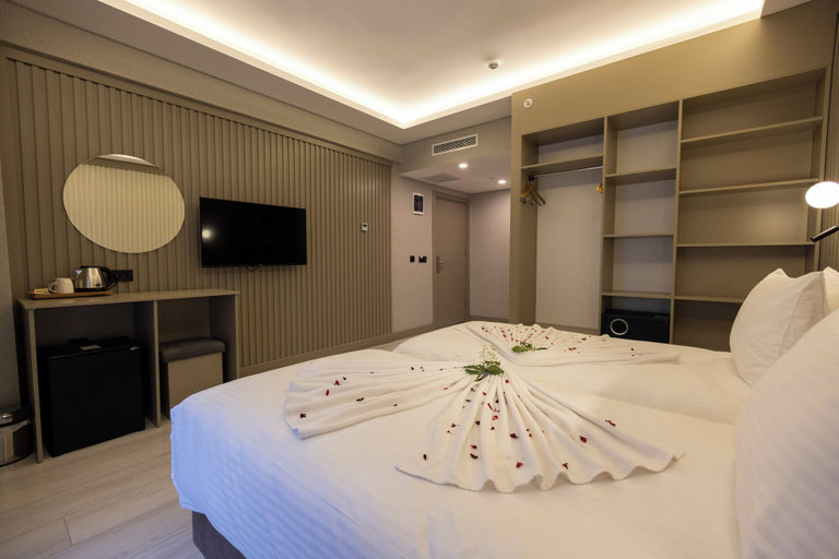 Bedroom 4, The Galata Glory Hotel, Beyoğlu