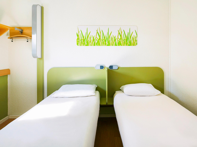 Bedroom 4, ibis budget Chartres, Eure-et-Loir